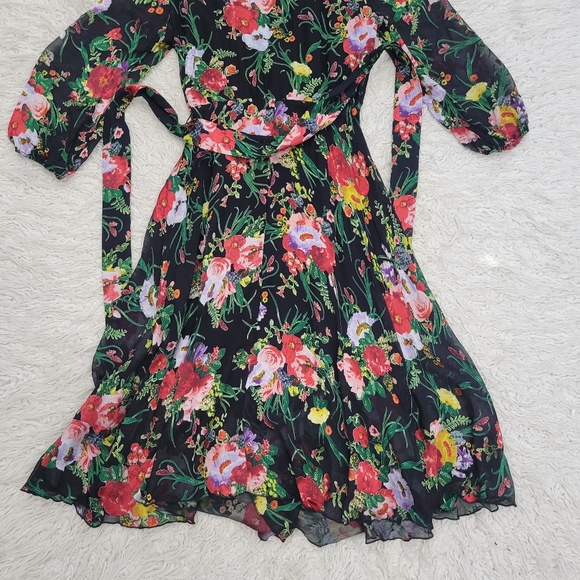 NWT Alice Olivia Abney Silk Floral Wrap Dress SZ 8 - Picture 14 of 15